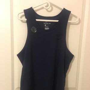 NWOT Nike dri-fit tank